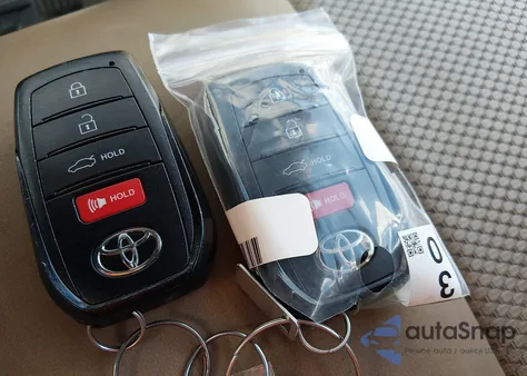 2025 Toyota Camry Se z USA, uszkodzony, nr VIN 4T1DAACK8SU130908